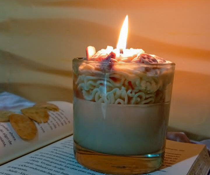 Berisso-Velas aromáticas gourmet: $13.000, Velas aromáticas simples: $11.000