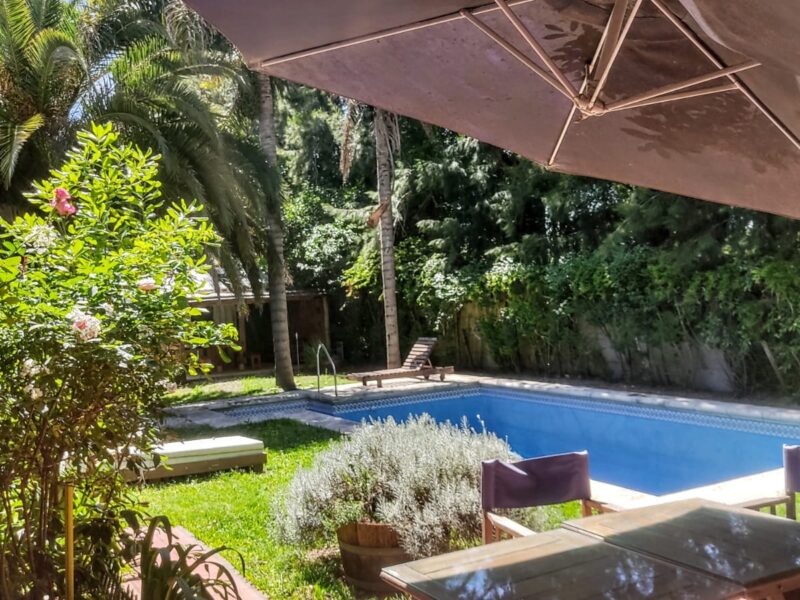 Casa en Venta - 425 entre 135 y 136, Villa Elisa