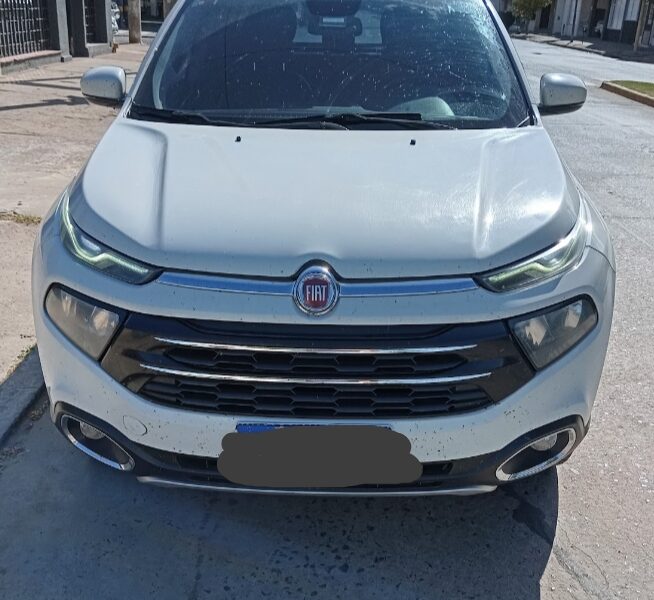 Vendo IMPECABLE Fiat Toro Freedom Extreme
